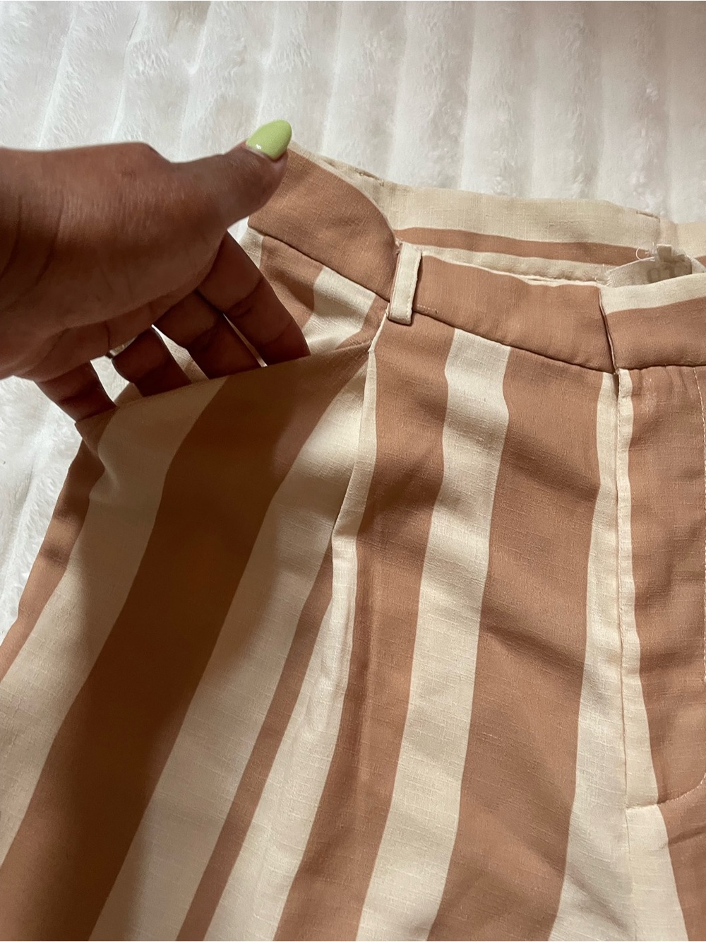 High-Rise Wide-Leg Striped Pants in Tan and Cream - Picture 14 of 15